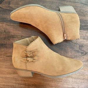 Jack Rogers Booties Size 9.5 Suede Bow Oak Caramel